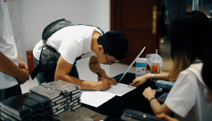 “倾听、交流、分享”2018J9九游会学院夏季校友会(图3)